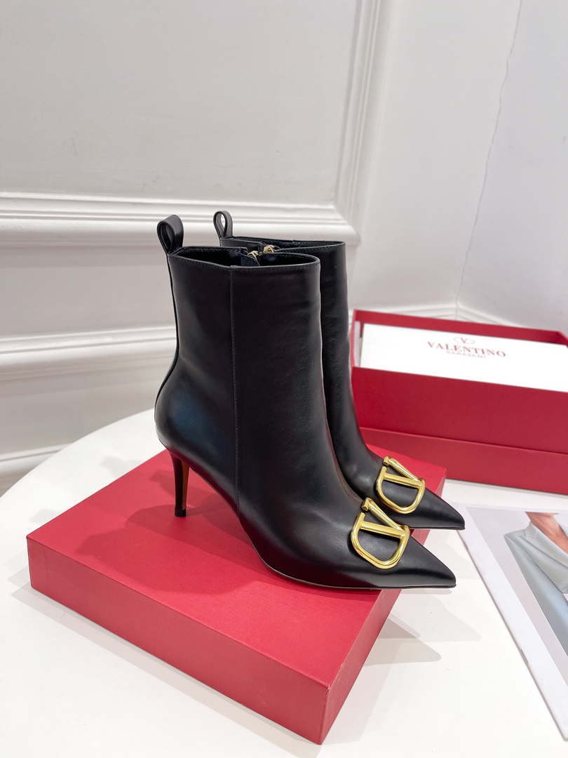 Valentino Women's Shoes Vlogo Signature Short Boot 153670
