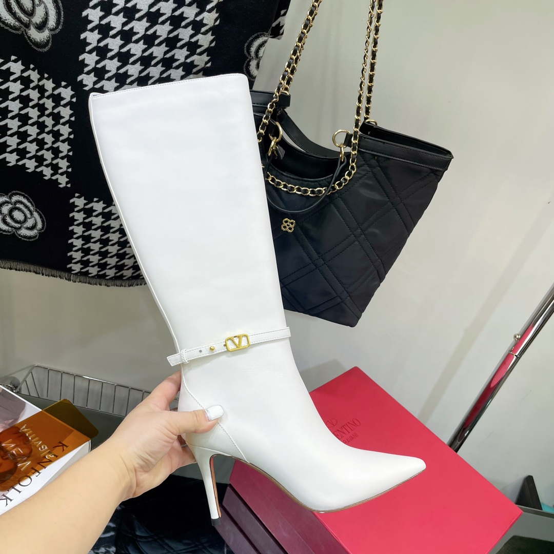 Valentino Women's Shoes Vlogo Signature High Boot 191426