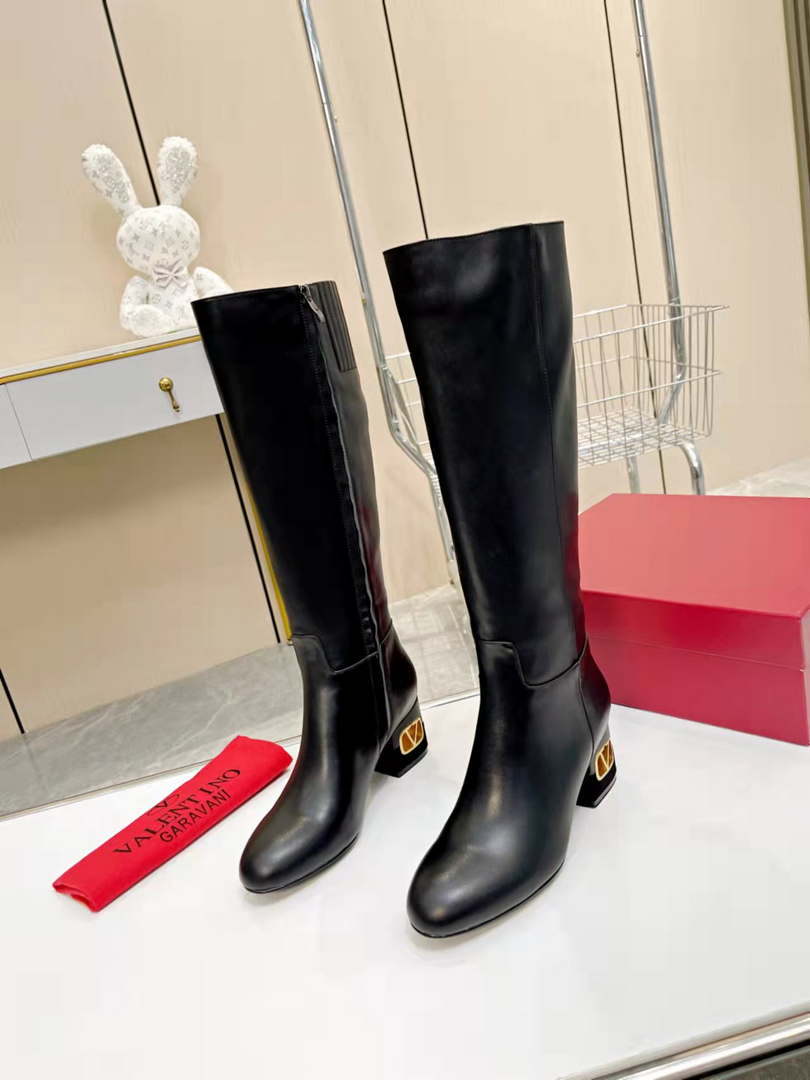 Valentino Women's Shoes WS0EU9PWK_0NO Garvani Heritage Calfskin Boot 192929