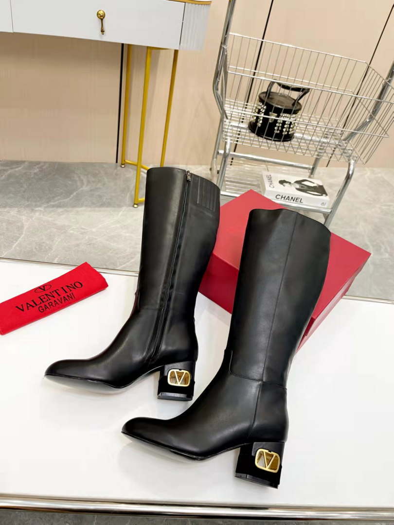 Valentino Women's Shoes WS0EU9PWK_0NO Garvani Heritage Calfskin Boot 192929