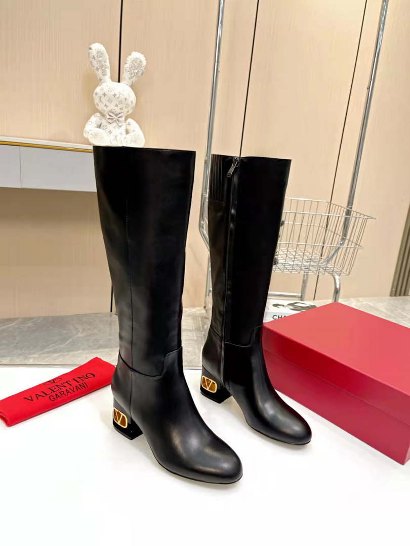 Valentino Women's Shoes WS0EU9PWK_0NO Garvani Heritage Calfskin Boot 192929