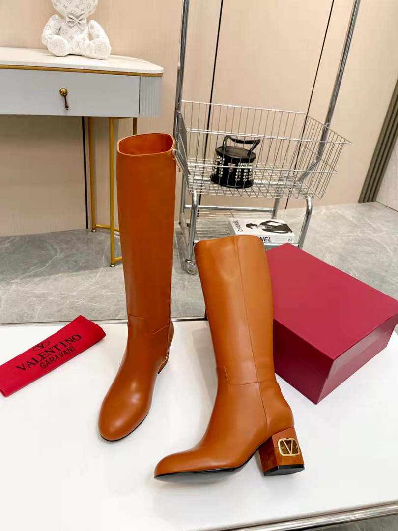 Valentino Women's Shoes WS0EU9PWK_0NO Garvani Heritage Calfskin Boot 192930