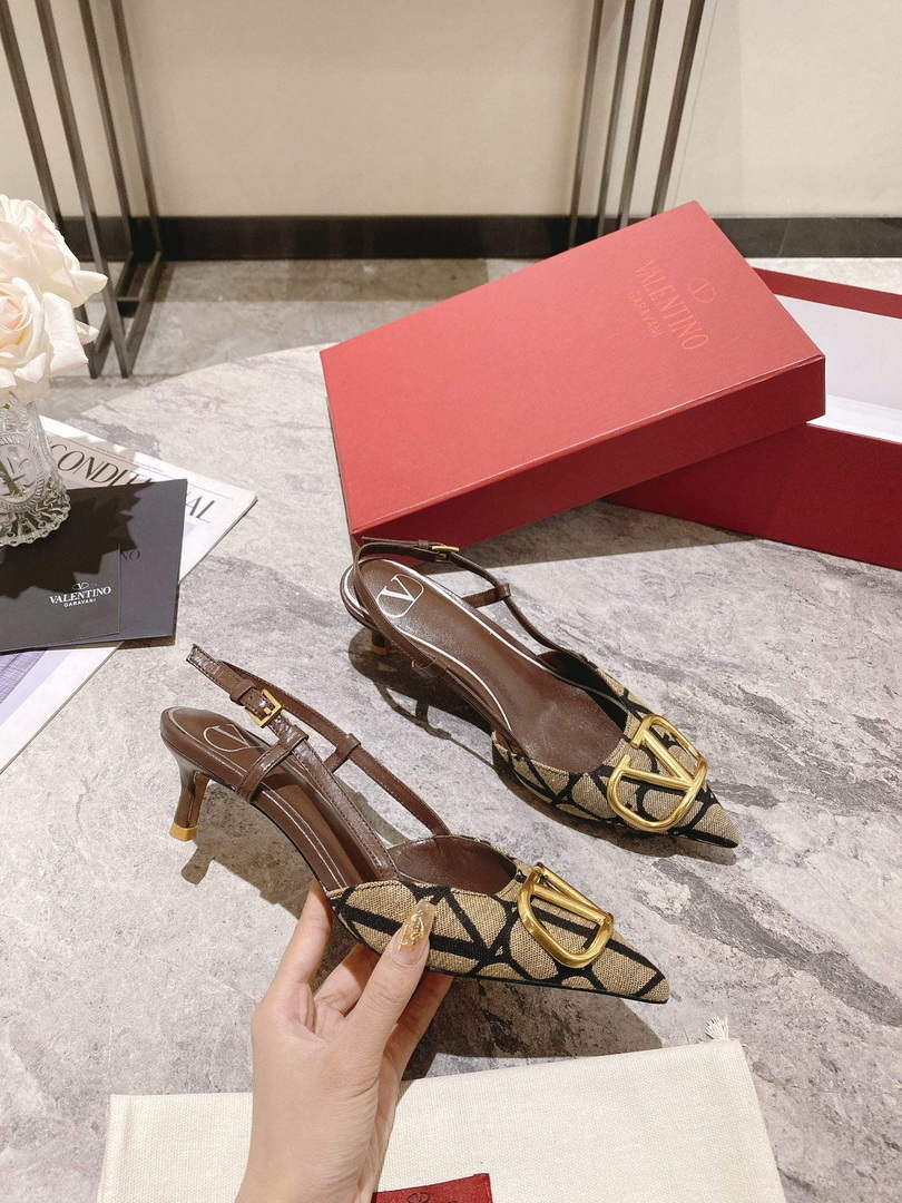 Valentino WS0R01EBH Signature pump toile iconographe V75485