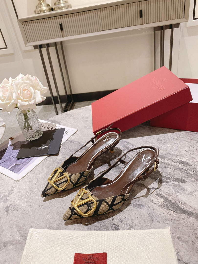 Valentino WS0R01EBH Signature pump toile iconographe V75485