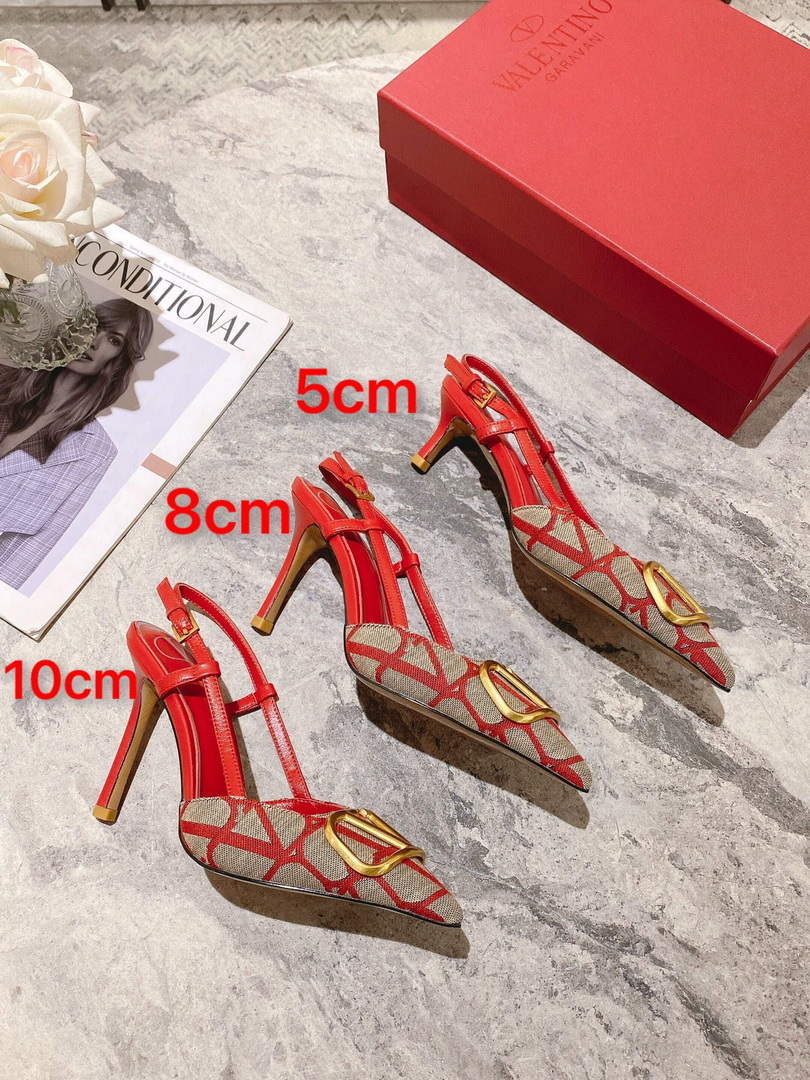 Valentino WS0R01EBH Signature pump toile iconographe V75486 - 35 / 5 cm - View 1
