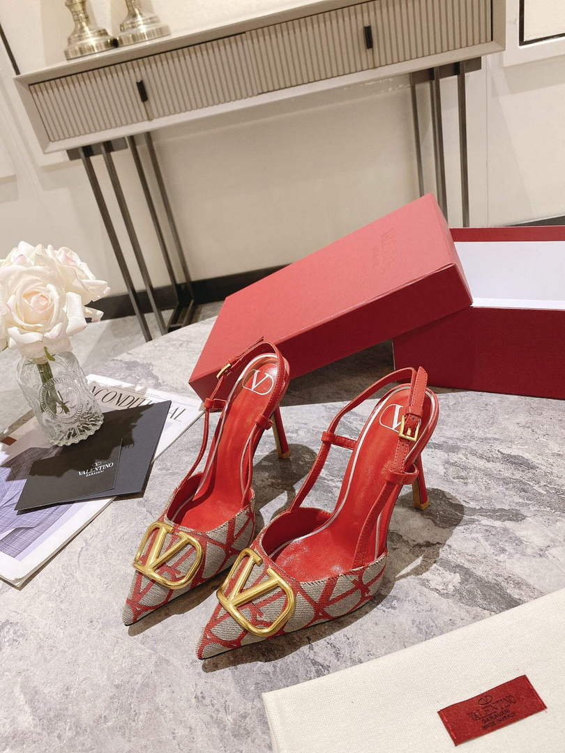 Valentino WS0R01EBH Signature pump toile iconographe V75486
