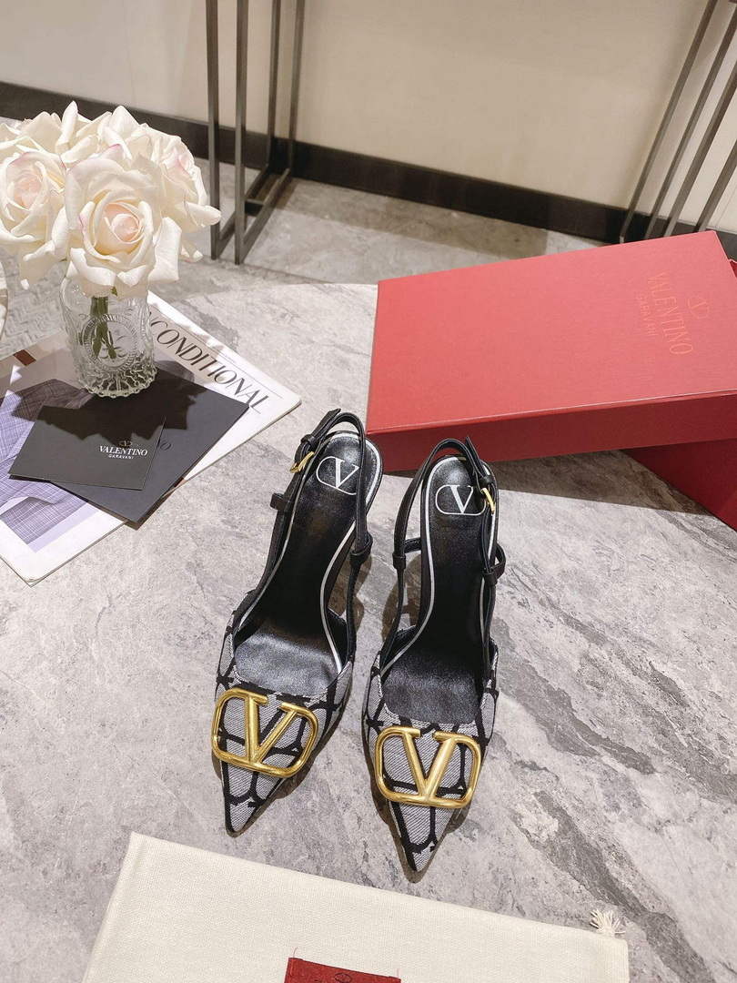 Valentino WS0R01EBH Signature pump toile iconographe V75487