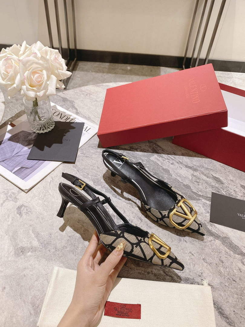 Valentino WS0R01EBH Signature pump toile iconographe V75488