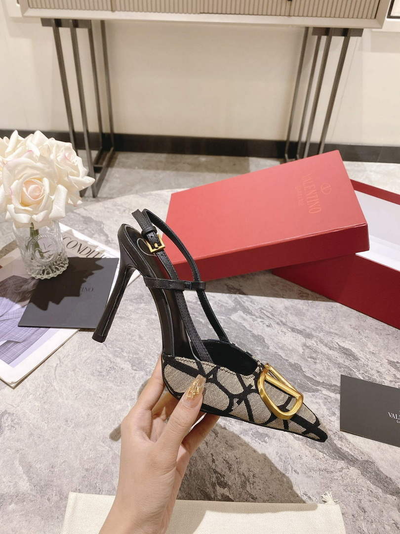 Valentino WS0R01EBH Signature pump toile iconographe V75488 - 35 / 5 cm - View 6