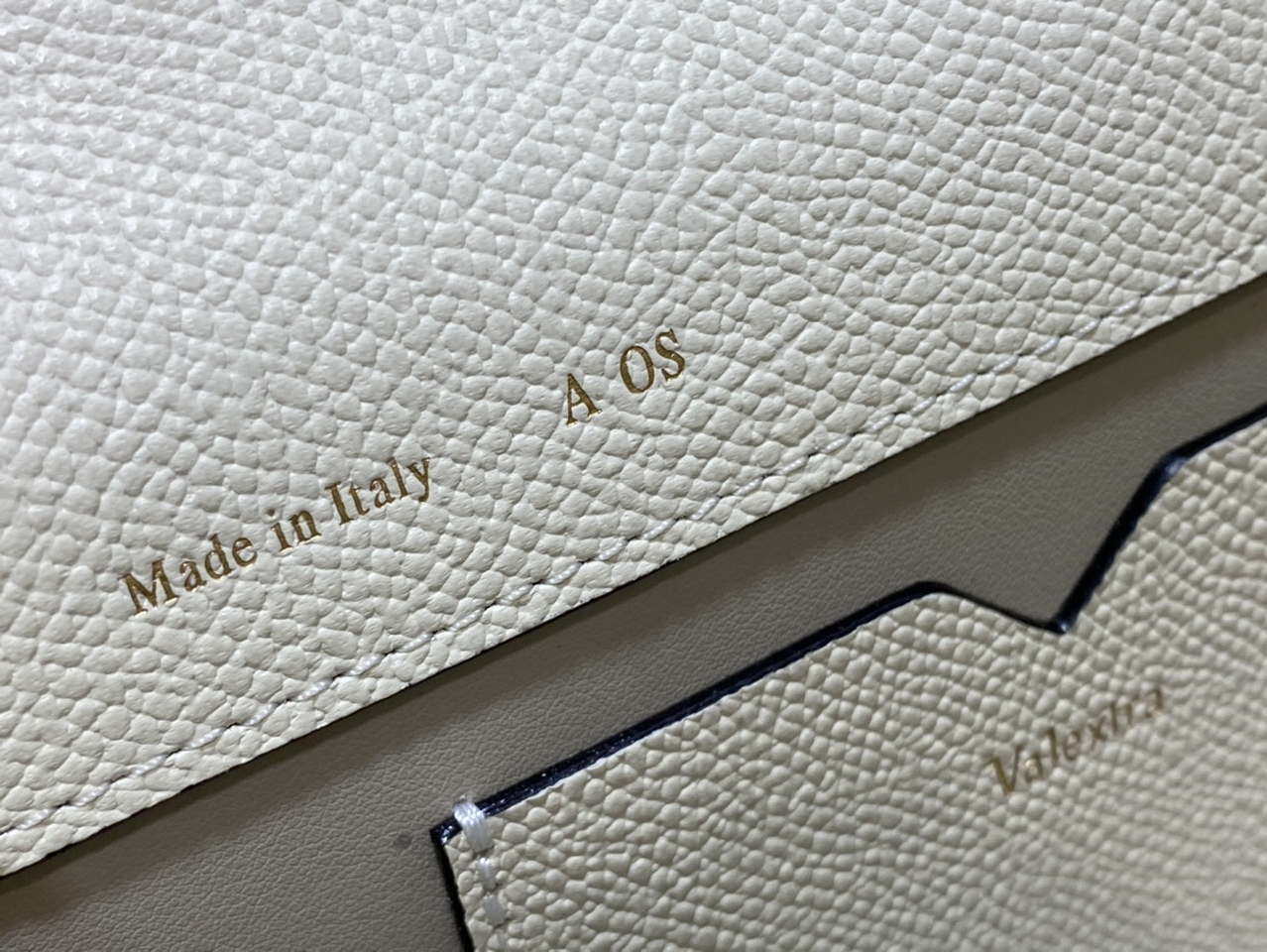 Valextra WBES0036028 Iside Top Handle micro Bag White