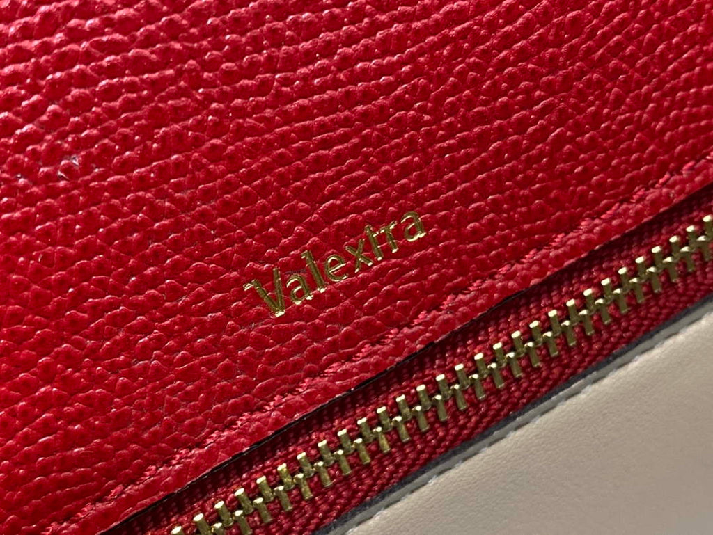 Valextra WBES0056028 Iside Top Handle Medium Bag Red