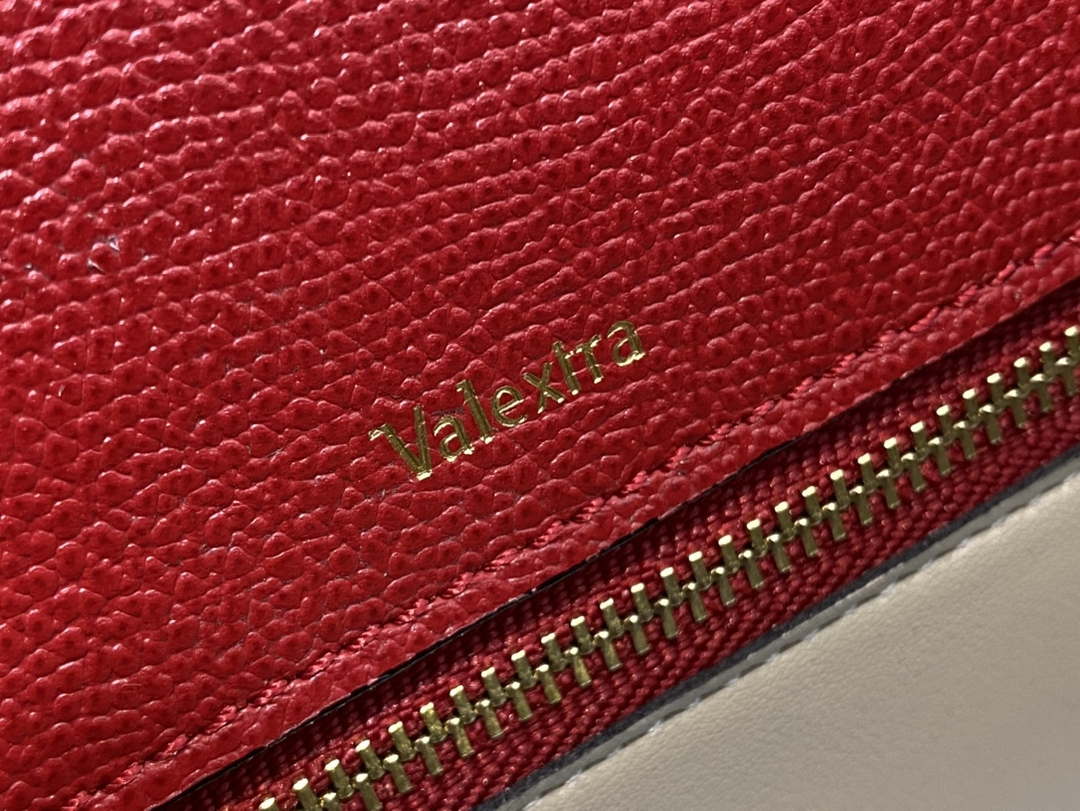 Valextra WBES0056028 Iside Top Handle Medium Bag Red