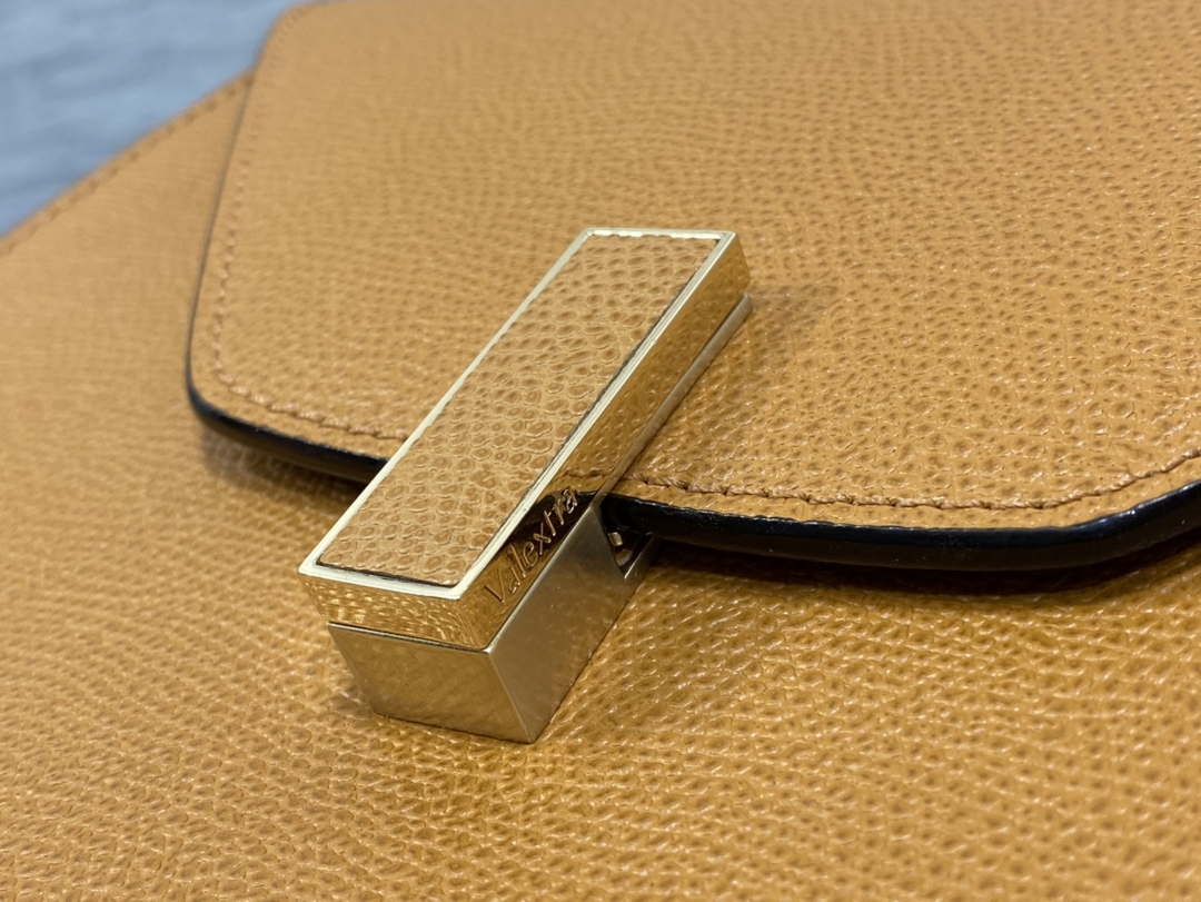 Valextra WBES0056028 Iside Top Handle Medium Bag Tan