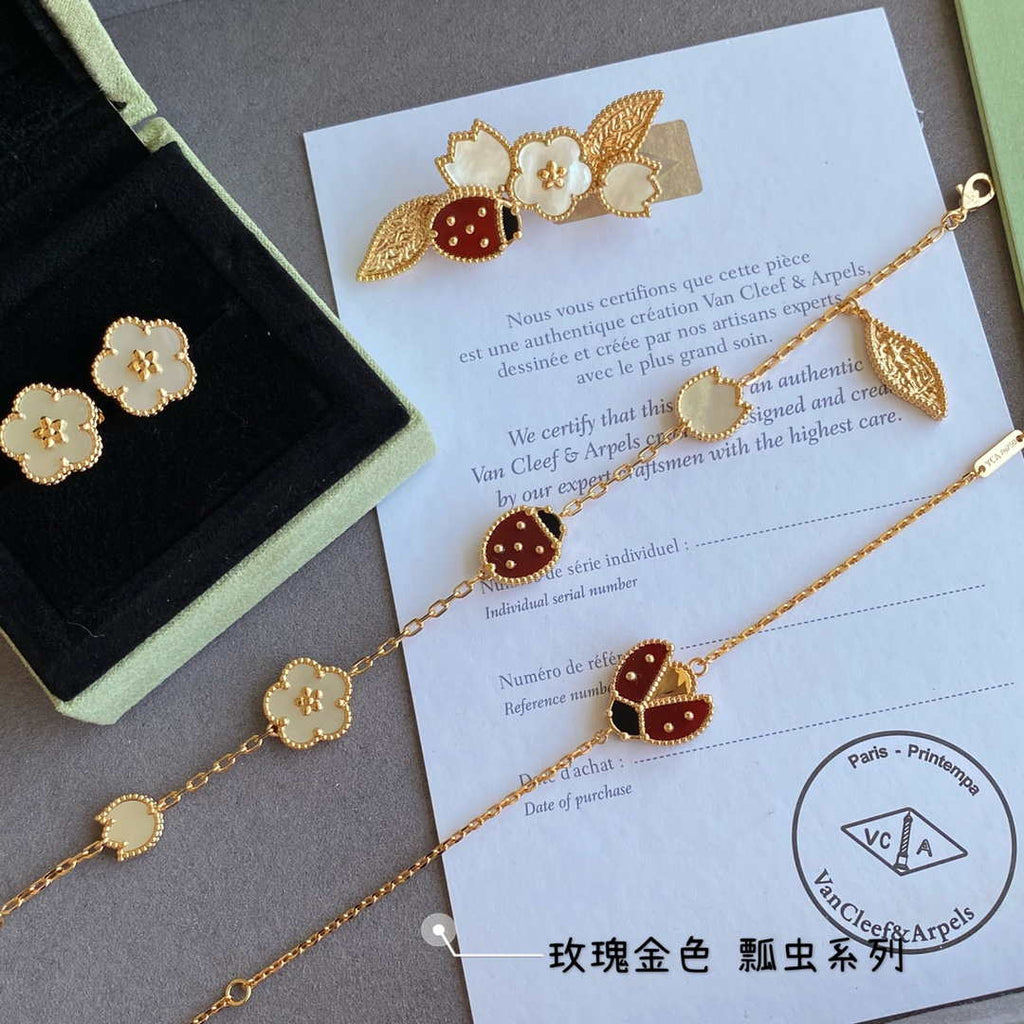 Van Cleef & Arpels Lucky Lucky Spring bracelet 5 motifs rose gold VCARP7RR00