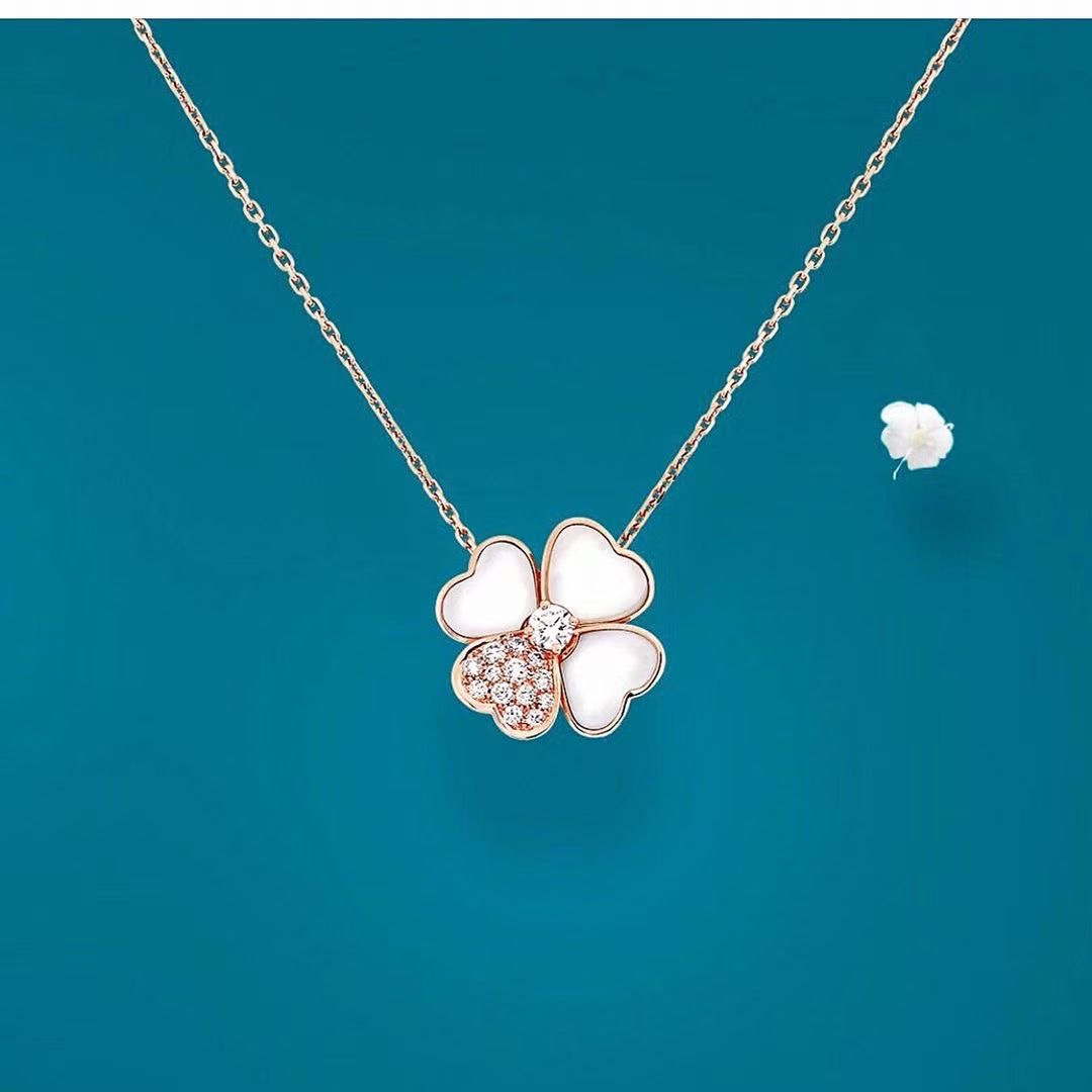 Van Cleef Arpels VCARO8FO00 Necklace Sweet Alhambra Pendant Rose Gold V80991 - Default Title - View 1