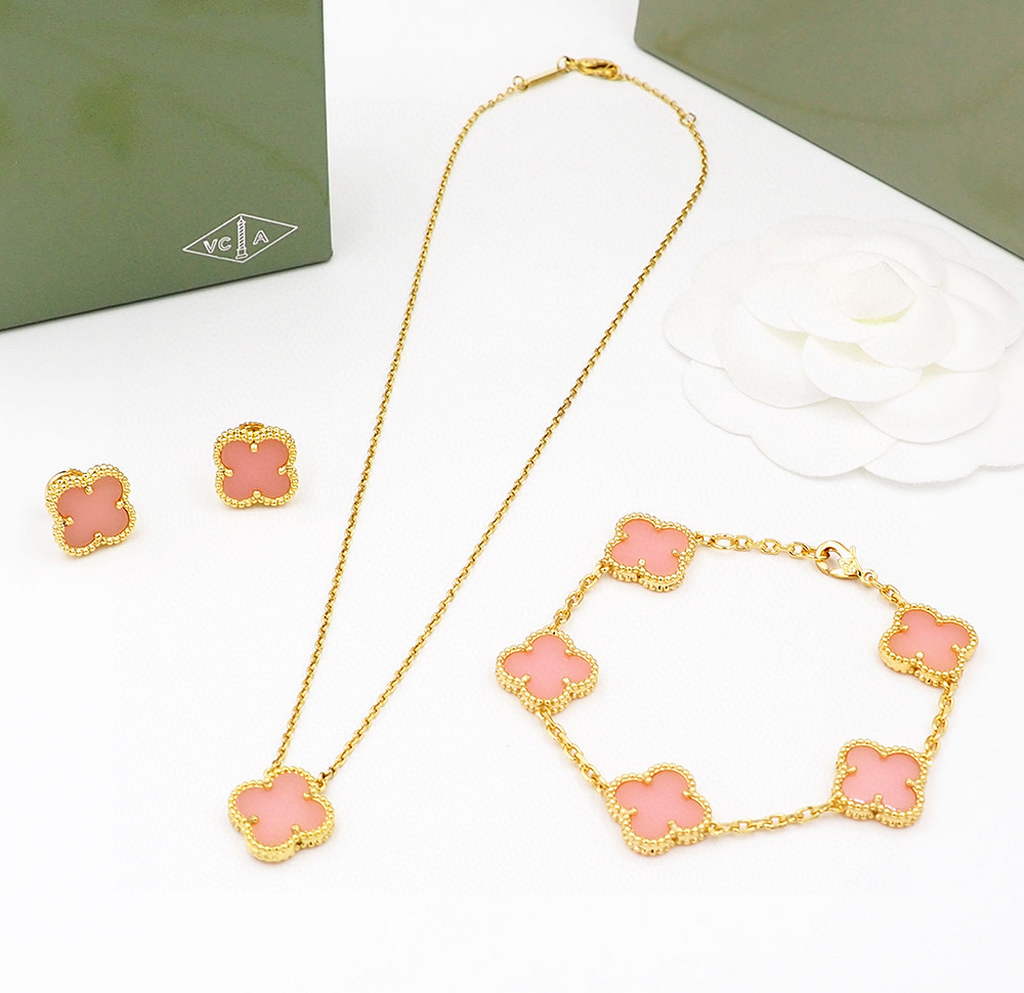 Van Cleef Arpels Necklace VCA Bracelet Jewelry V80293