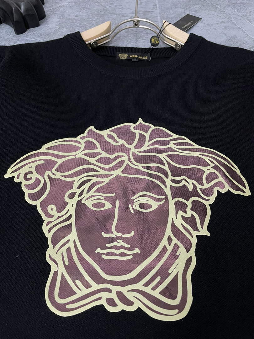 Versace 1007981 Men's Clothing Medusa Logo Sweater V77570