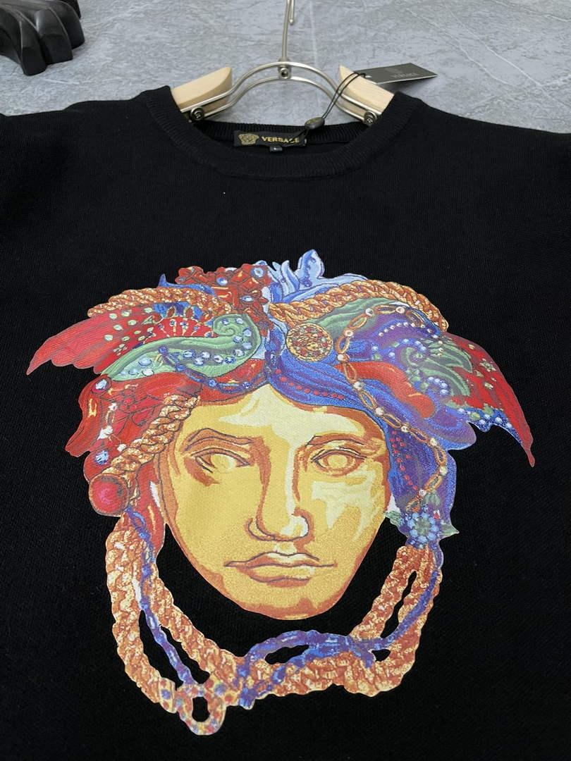 Versace 1007981 Men's Clothing Medusa Logo Sweater V77571