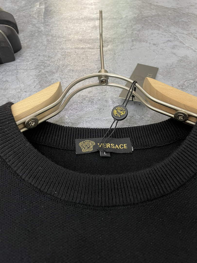 Versace 1007981 Men's Clothing Medusa Logo Sweater V77572
