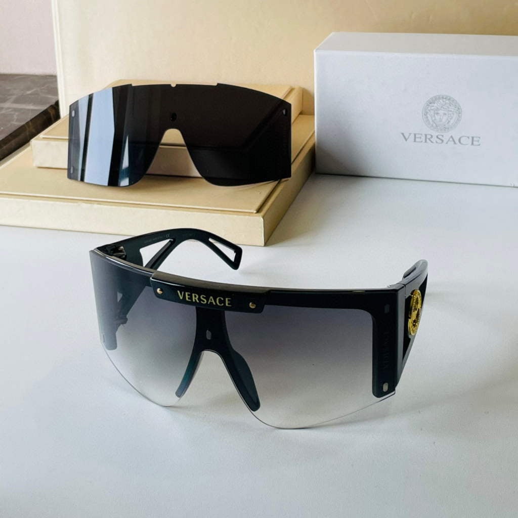 Versace Sunglasses Fashion Versace Sports Leisure Sunglasses V80025 - Default Title - View 1
