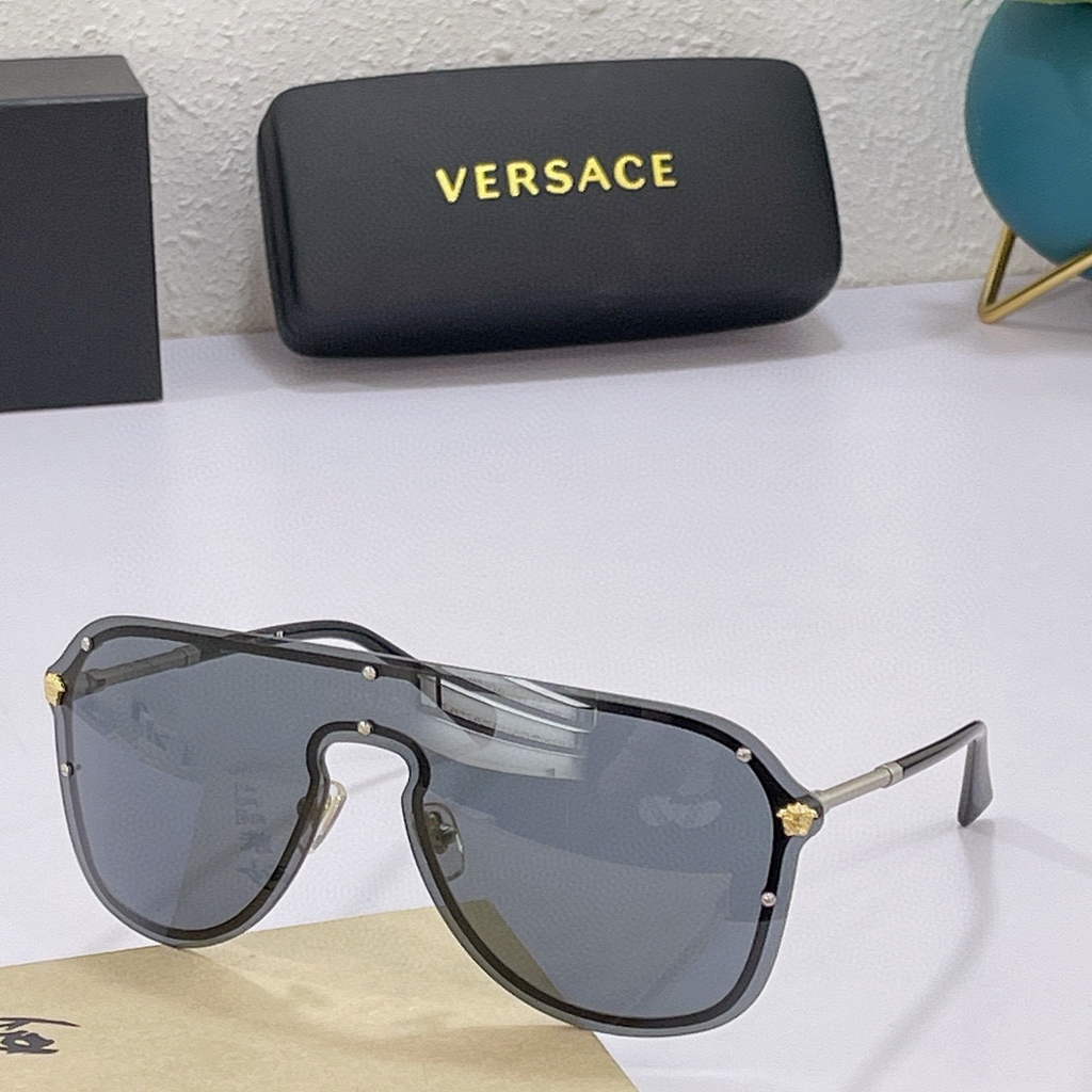 Versace Sunglasses Fashion Versace Sports Leisure Sunglasses V80057 - Default Title - View 1
