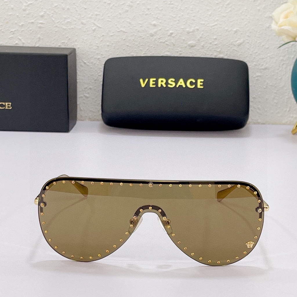 Versace Sunglasses Fashion Versace Sports Leisure Sunglasses V80062 - Default Title - View 1