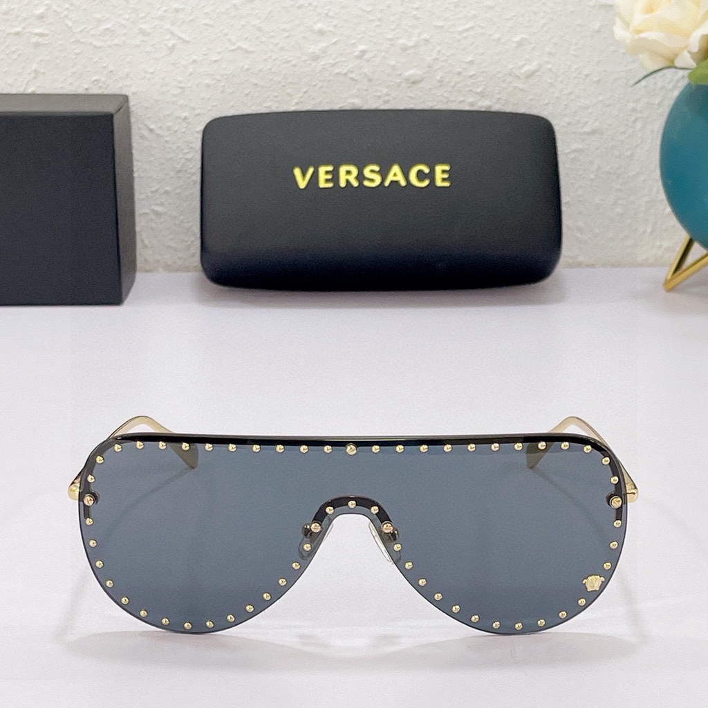 Versace Sunglasses Fashion Versace Sports Leisure Sunglasses V80063 - Default Title - View 1