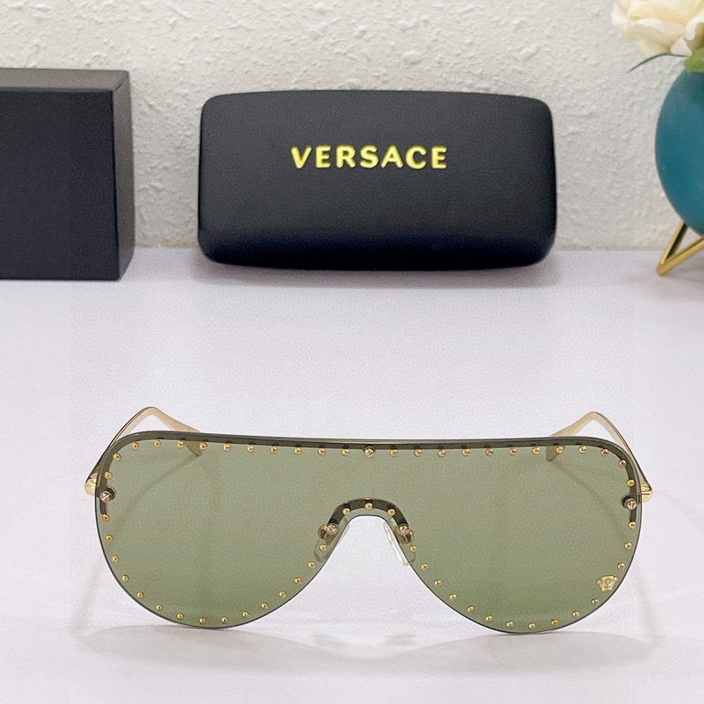 Versace Sunglasses Fashion Versace Sports Leisure Sunglasses V80064 - Default Title - View 1