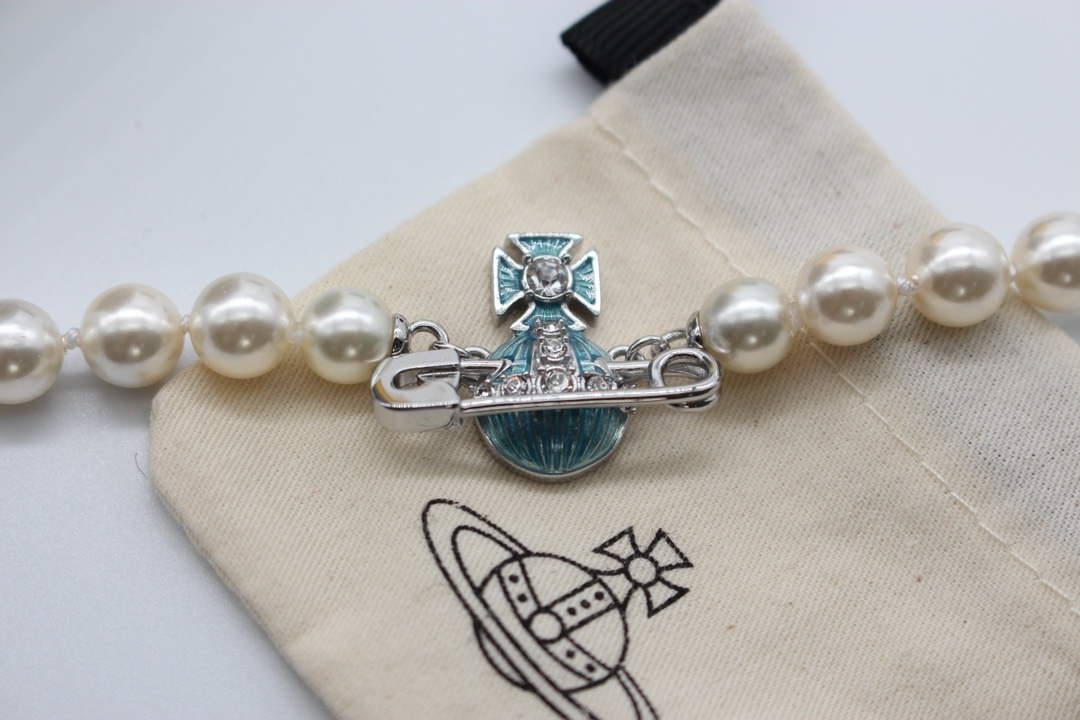 Vivienne Westwood Bracelet Fashion Designer Jewelry V805078