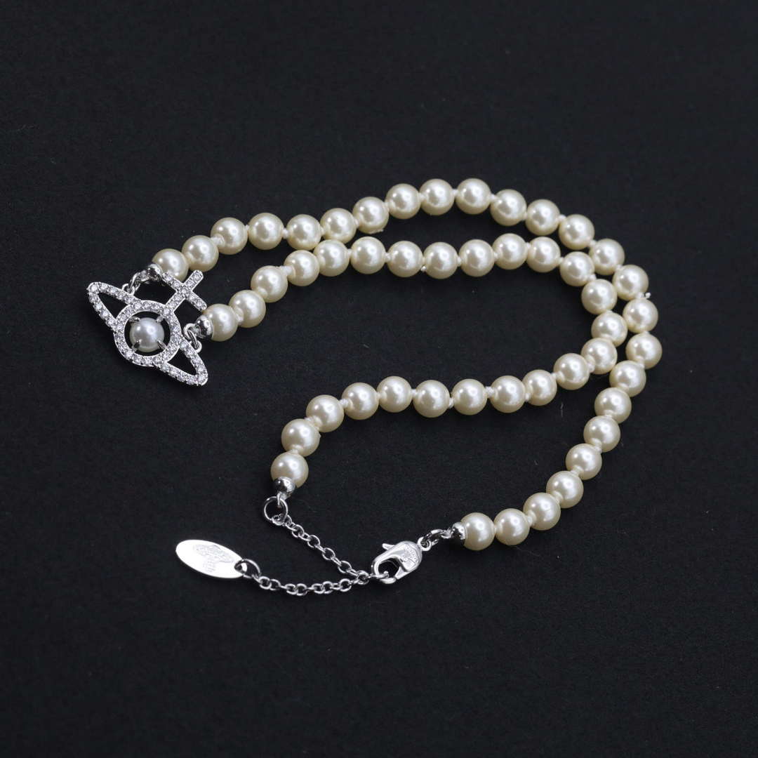 Vivienne Westwood Necklace Fashion Designer Jewelry V805057 - Default Title - View 1