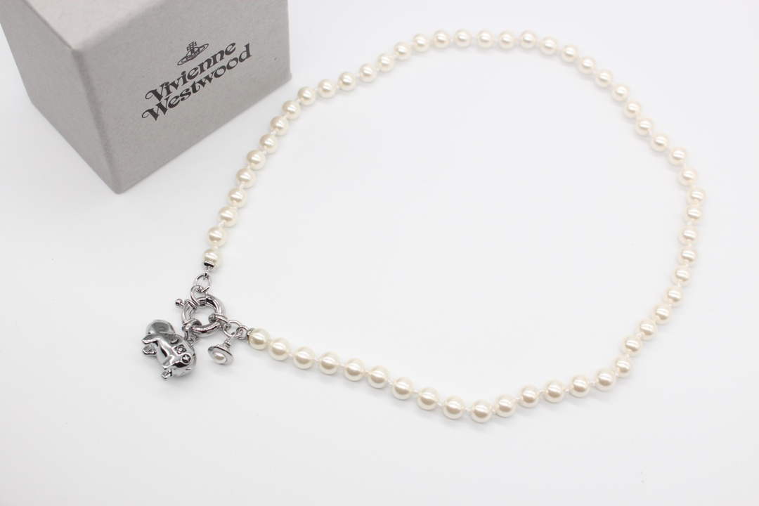 Vivienne Westwood Necklace Fashion Designer Jewelry V805059 - Default Title - View 1