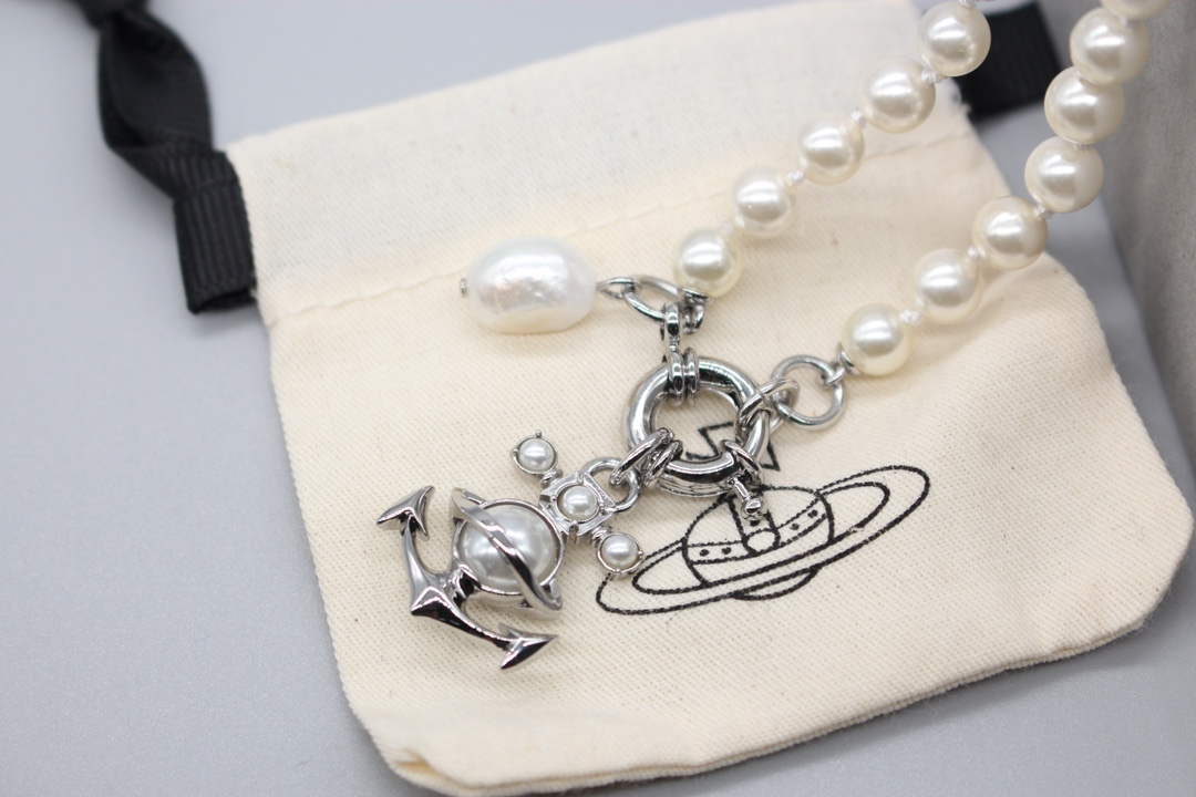 Vivienne Westwood Necklace Fashion Designer Jewelry V805069