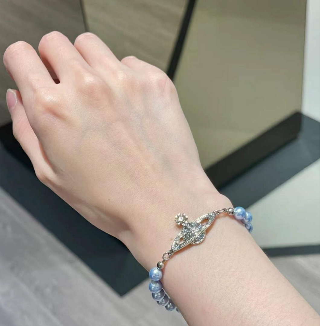 Vivienne Westwood Bracelet Fashion Designer Jewelry V805074