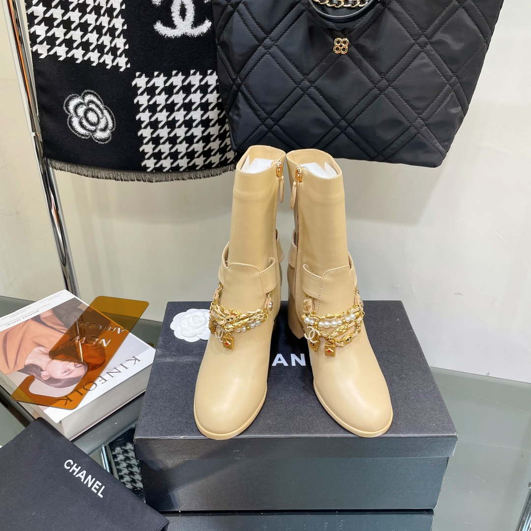 Chanel Women's Shoes Ankle Boots G38814 - 35 - View 1