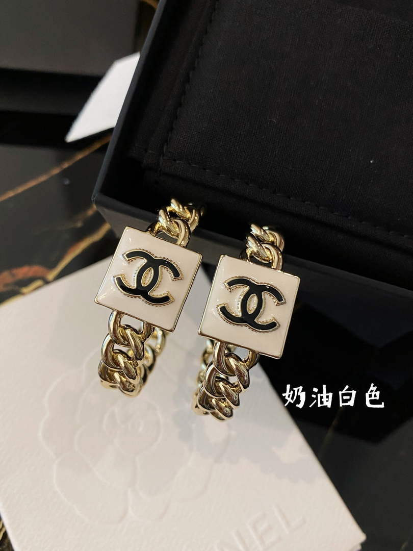 Chanel AB9853 Earring Designer Jewelry CC31523 - Default Title - View 1