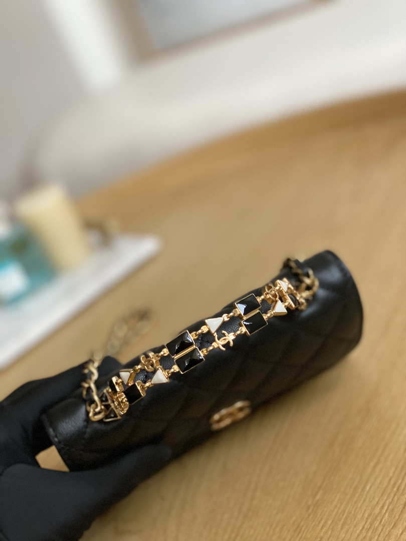 Chanel AP2946 Phone Holder Clutch with Chain Lambskin Black