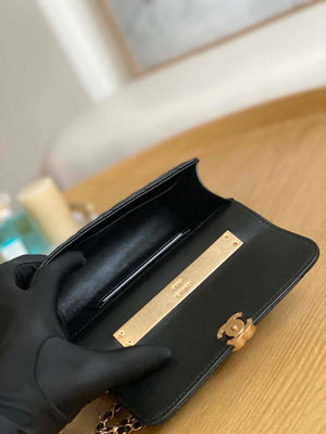 Chanel AP2946 Phone Holder Clutch with Chain Lambskin Black - Default Title - View 9