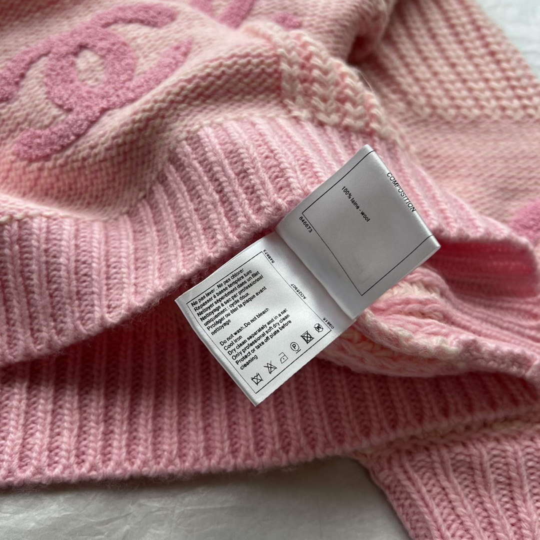 Chanel Women's Fashion Clothing Knitted Sweaters C58840 - S - View 8