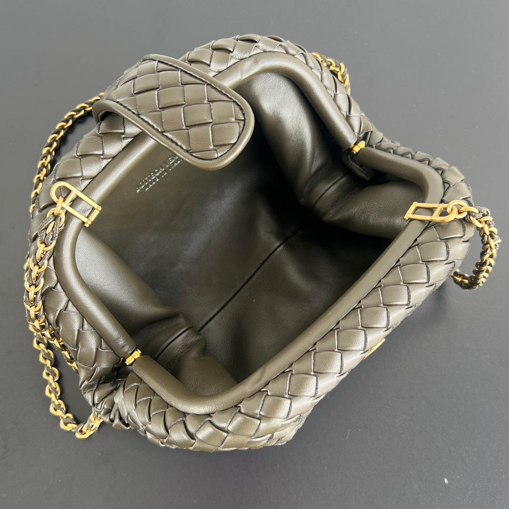 Bottega Veneta BV 804038  Small Lauren 1980 clutch Bag BV92038