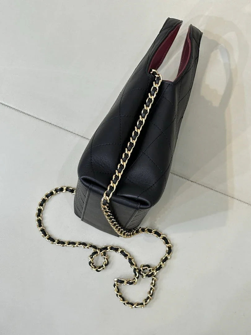 Chanel Hobo Bag Calfskin & Gold-Tone Metal As6392 Black - Default Title - View 7