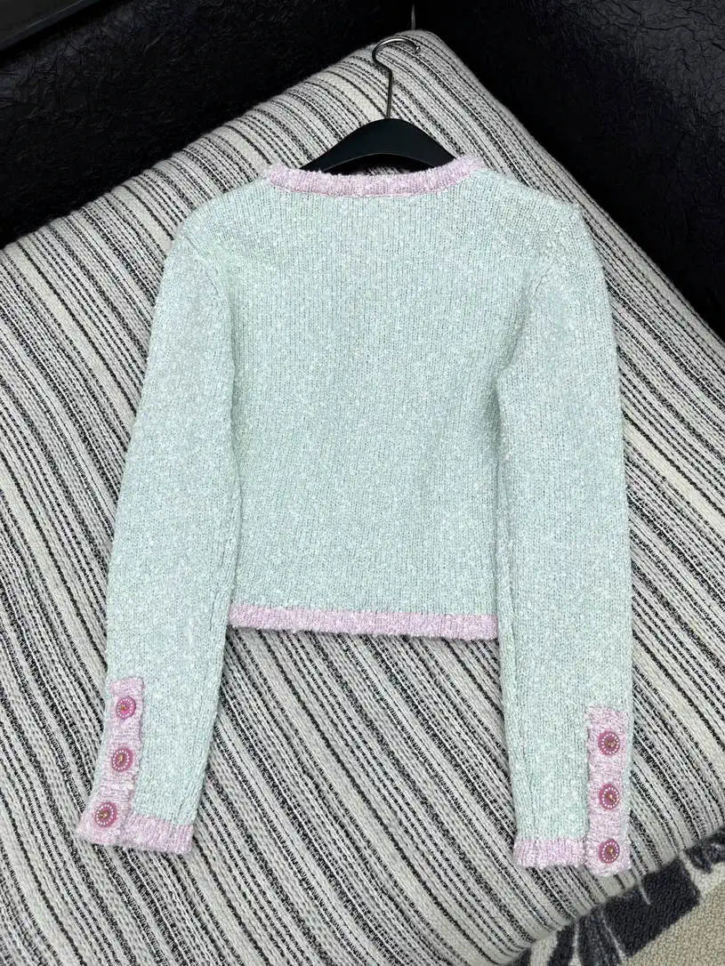 Chanel Women Yarn crew neck jacket C62321