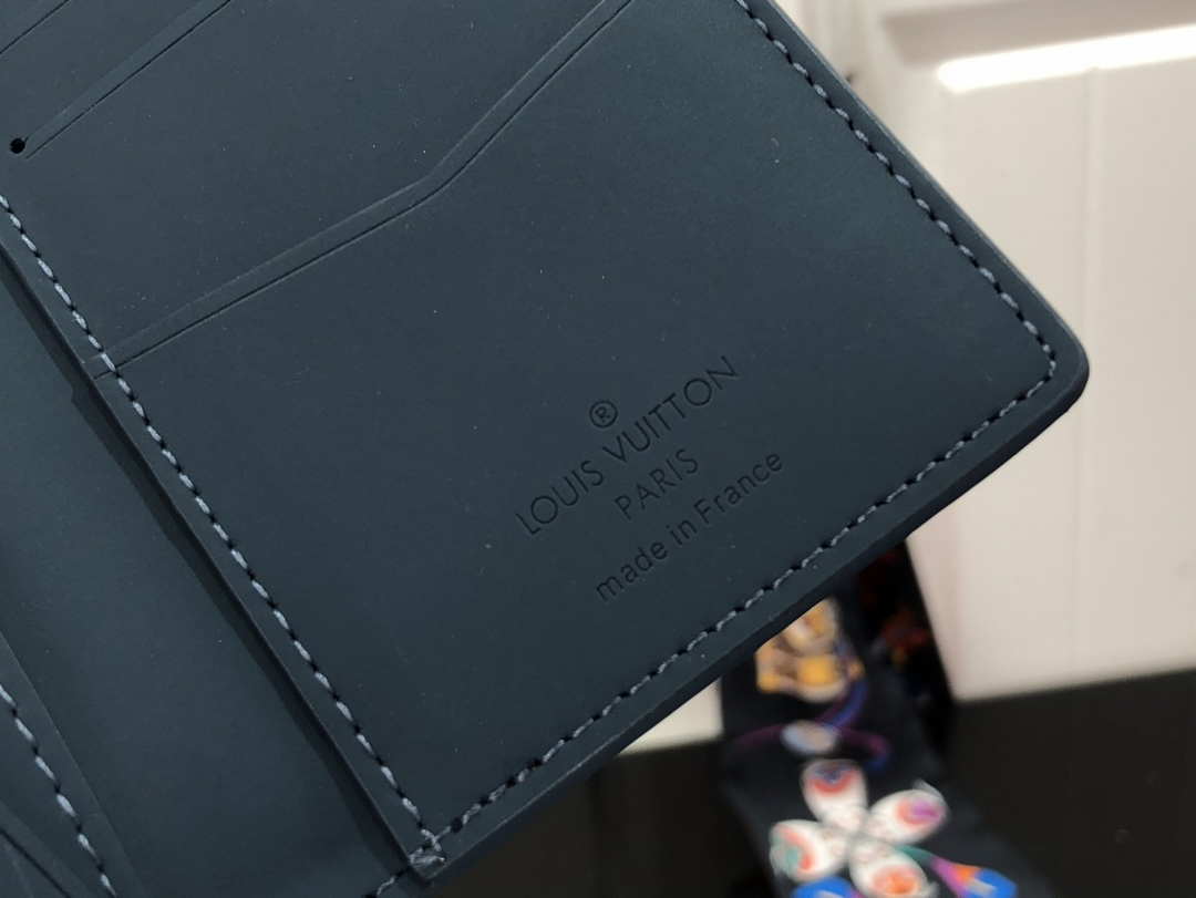 Louis Vuitton M81028 Pocket Organizer LV aerogram Navy Blue