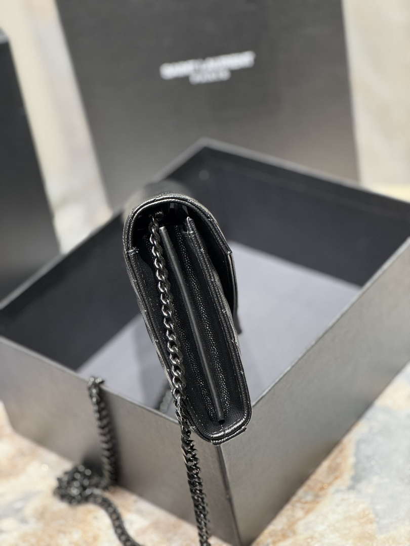 YSL 377828 Classic Cassandre chain wallet in grain de Poudre leather black Hareware
