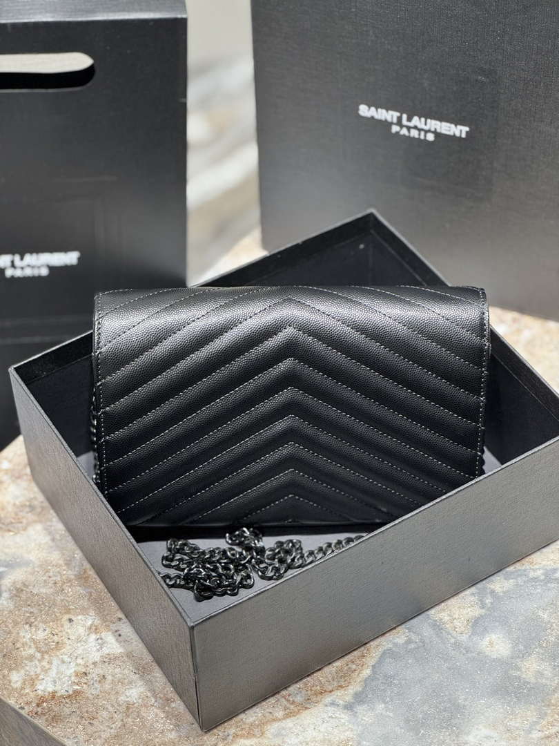 YSL 377828 Classic Cassandre chain wallet in grain de Poudre leather black Hareware