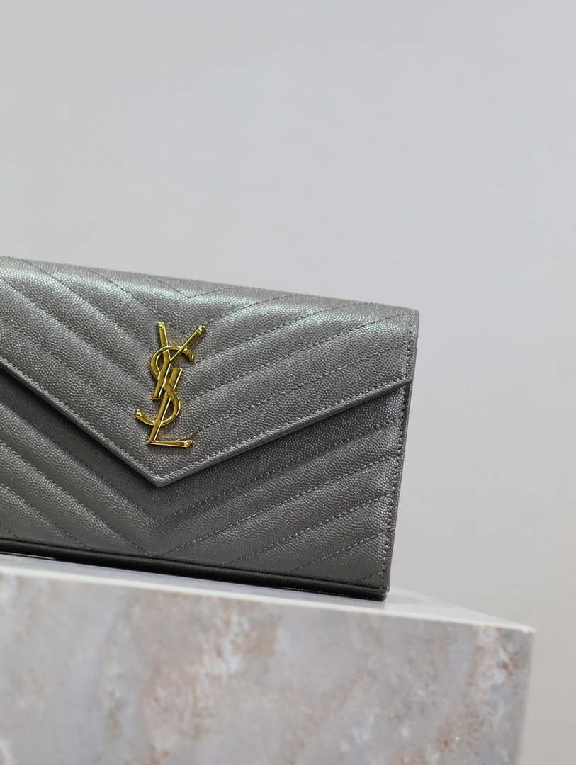 YSL 377828 Classic Cassandre chain wallet in grain de Poudre leather Gray Gold
