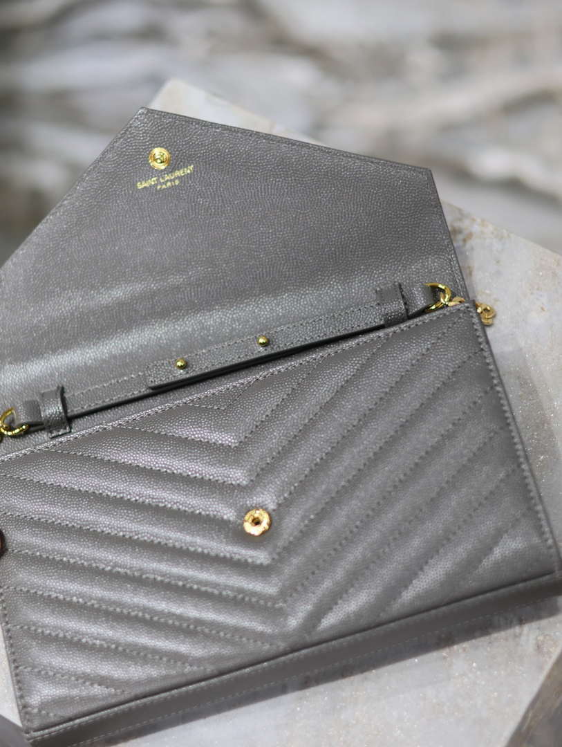 YSL 377828 Classic Cassandre chain wallet in grain de Poudre leather Gray Gold