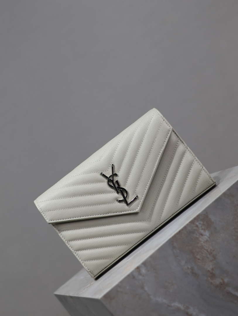 YSL 377828 Classic Cassandre chain wallet in grain de Poudre leather White Silver