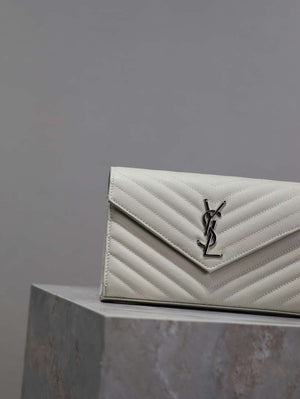 YSL 377828 Classic Cassandre chain wallet in grain de Poudre leather White Silver - Default Title - View 3