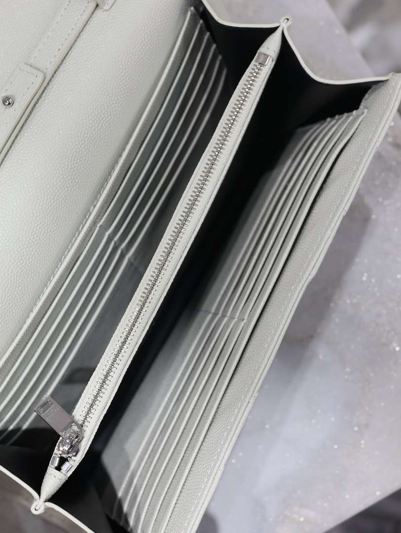 YSL 377828 Classic Cassandre chain wallet in grain de Poudre leather White Silver