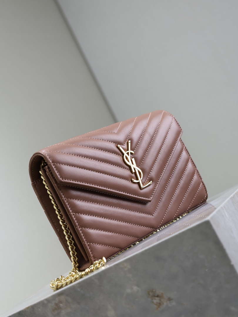 YSL 377828 Classic Cassandre chain wallet in Lambskin Nude